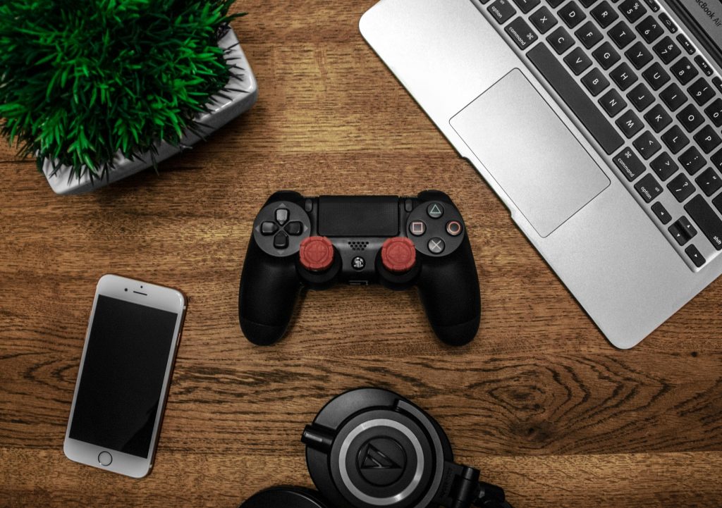 Video game controller laptop and phone