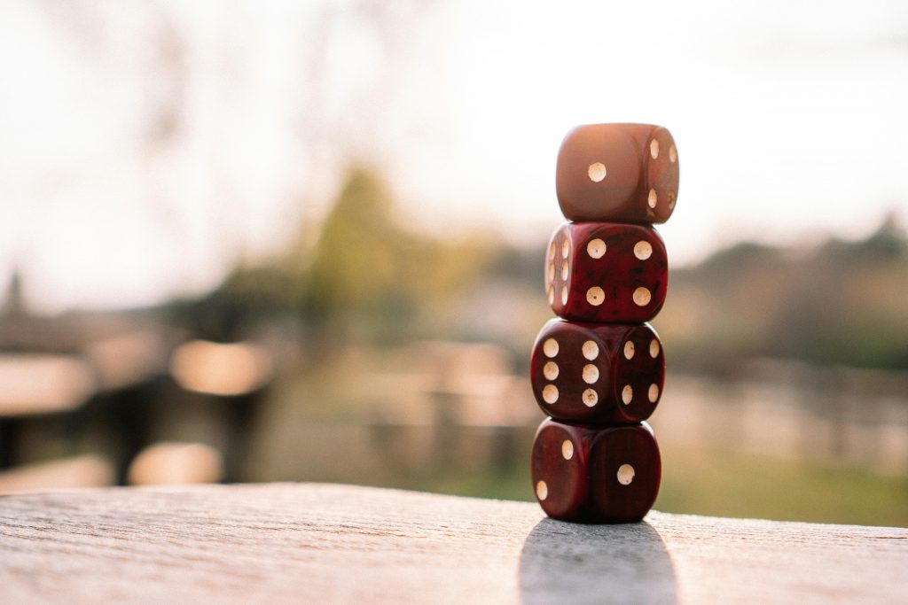 backgammon dice